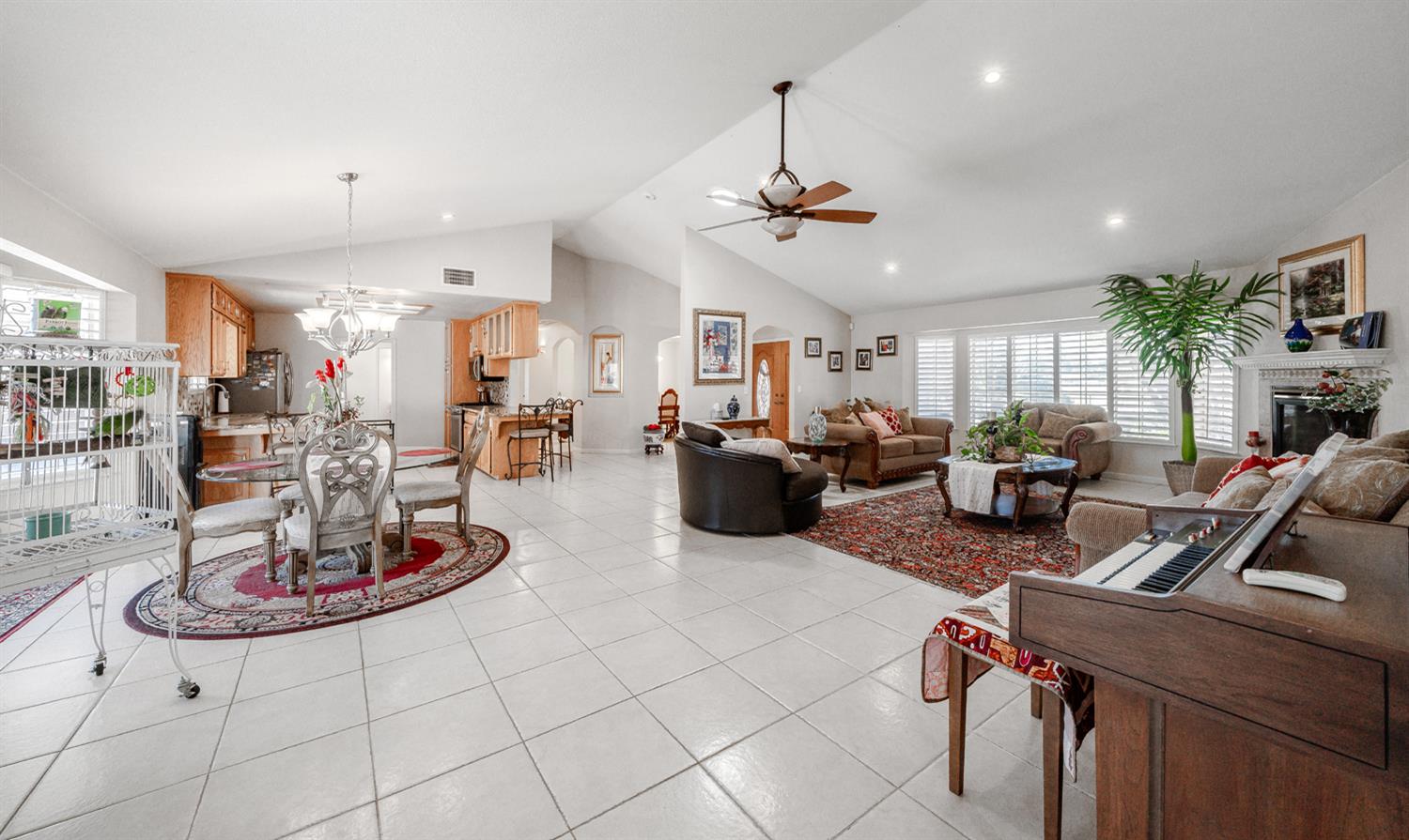 16861 Paula Rd, Madera, CA 93636