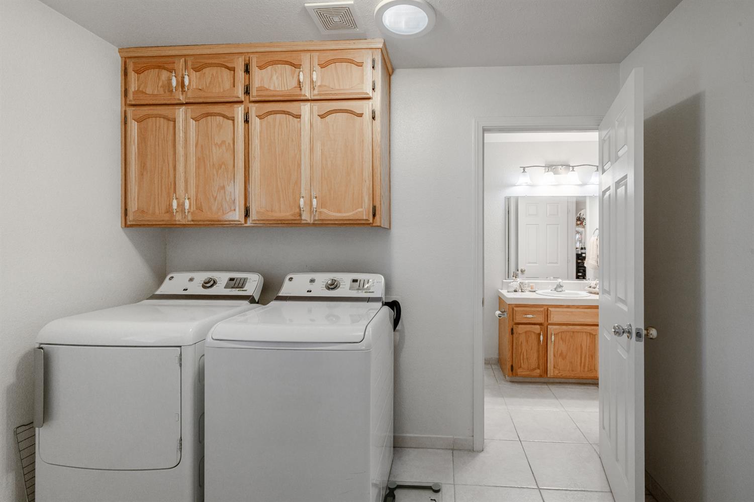 16861 Paula Rd, Madera, CA 93636