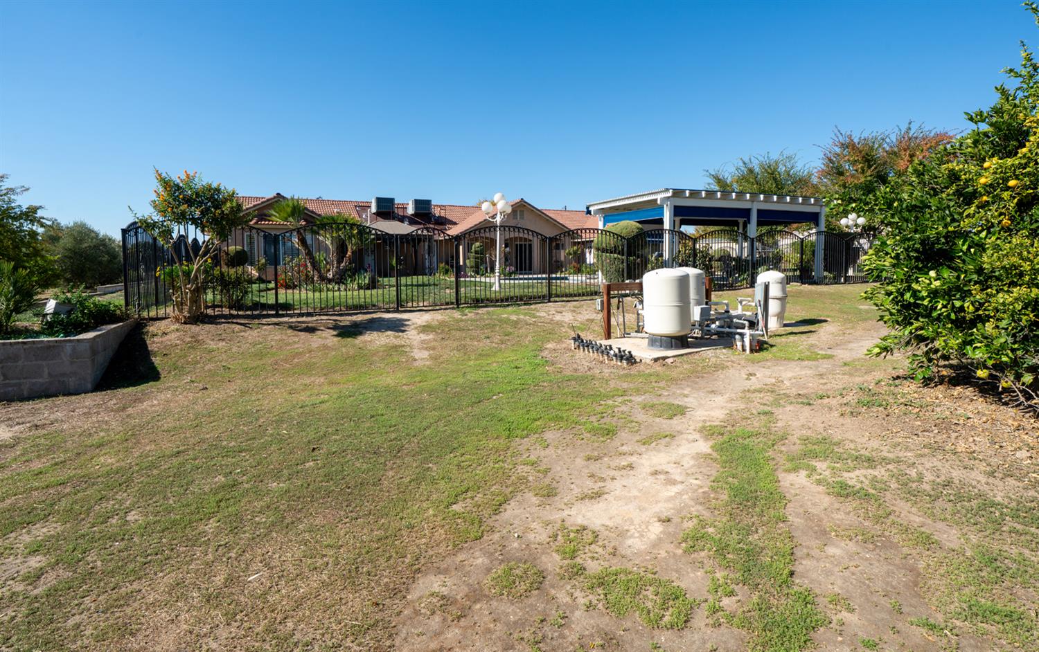 16861 Paula Rd, Madera, CA 93636