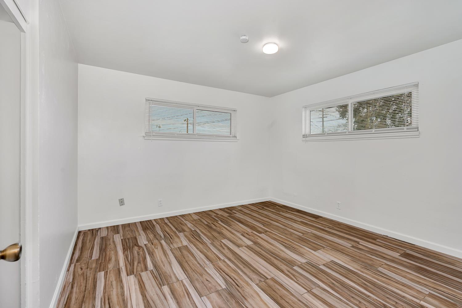 4074 N Ila Ave, Fresno, CA 93705