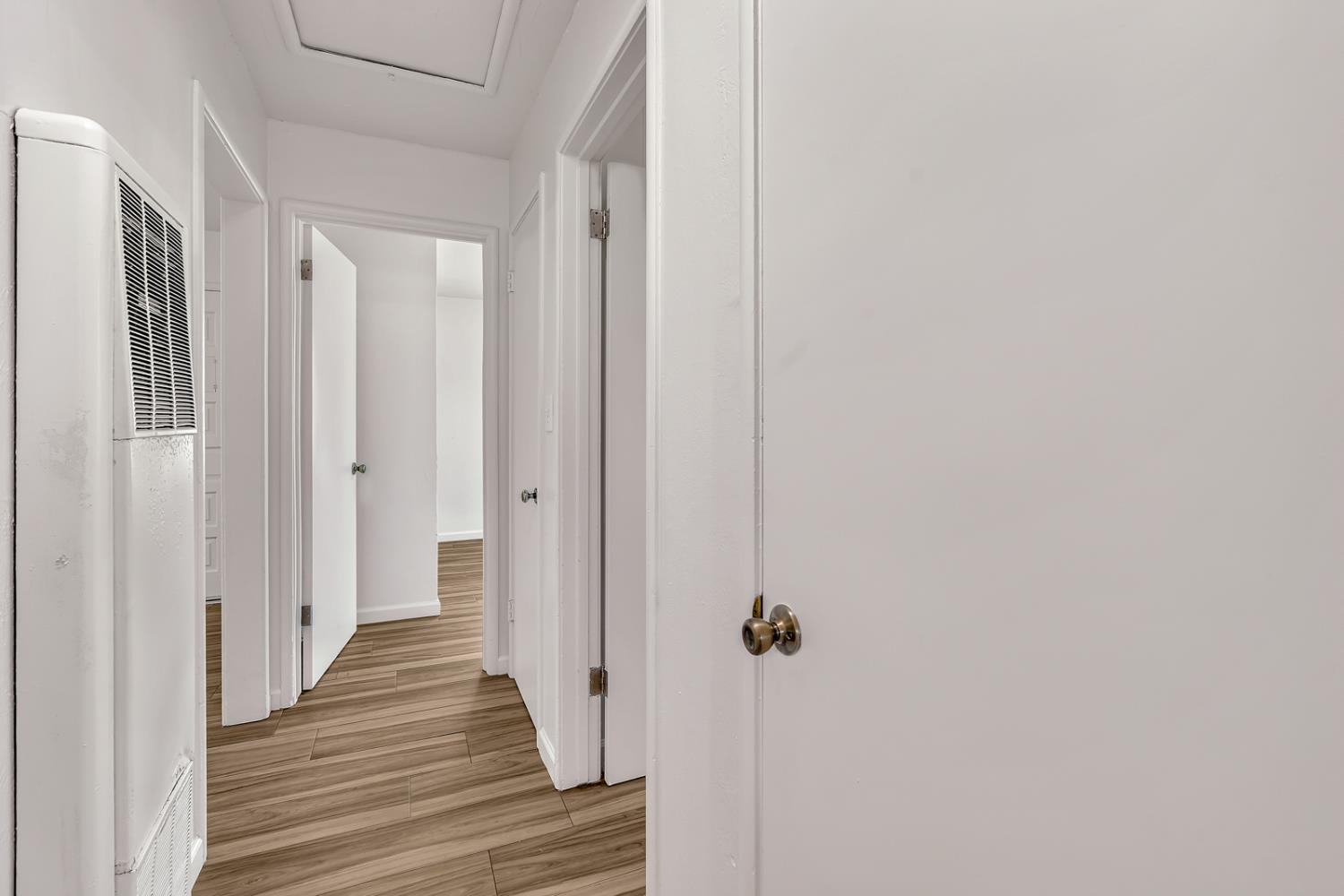 4074 N Ila Ave, Fresno, CA 93705