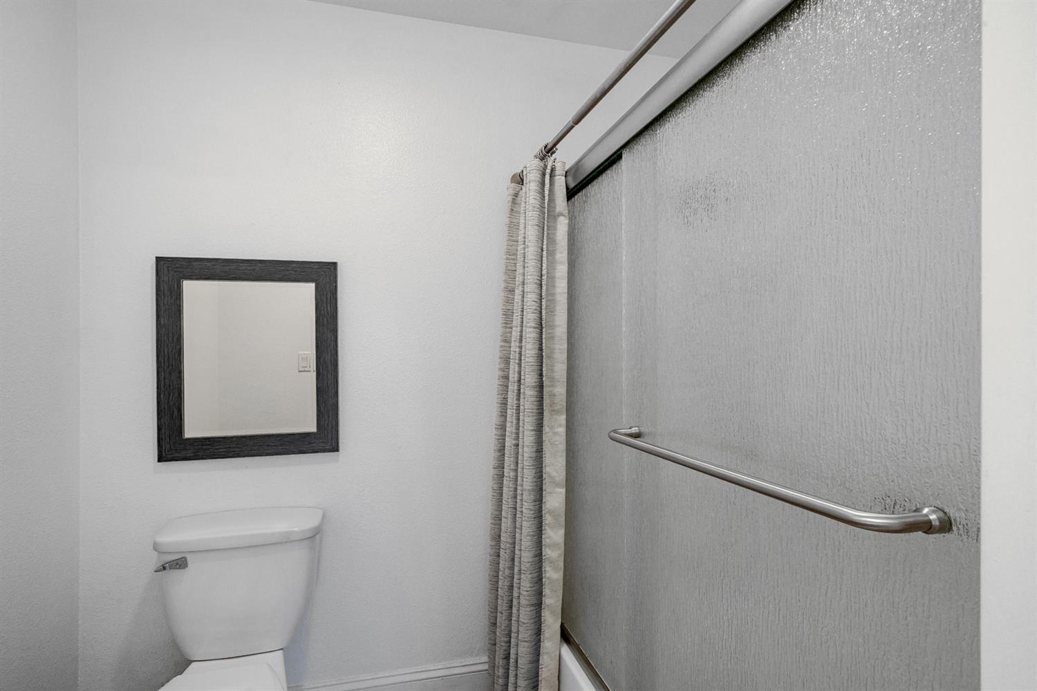 8153 N Cedar Ave #108, Fresno, CA 93720