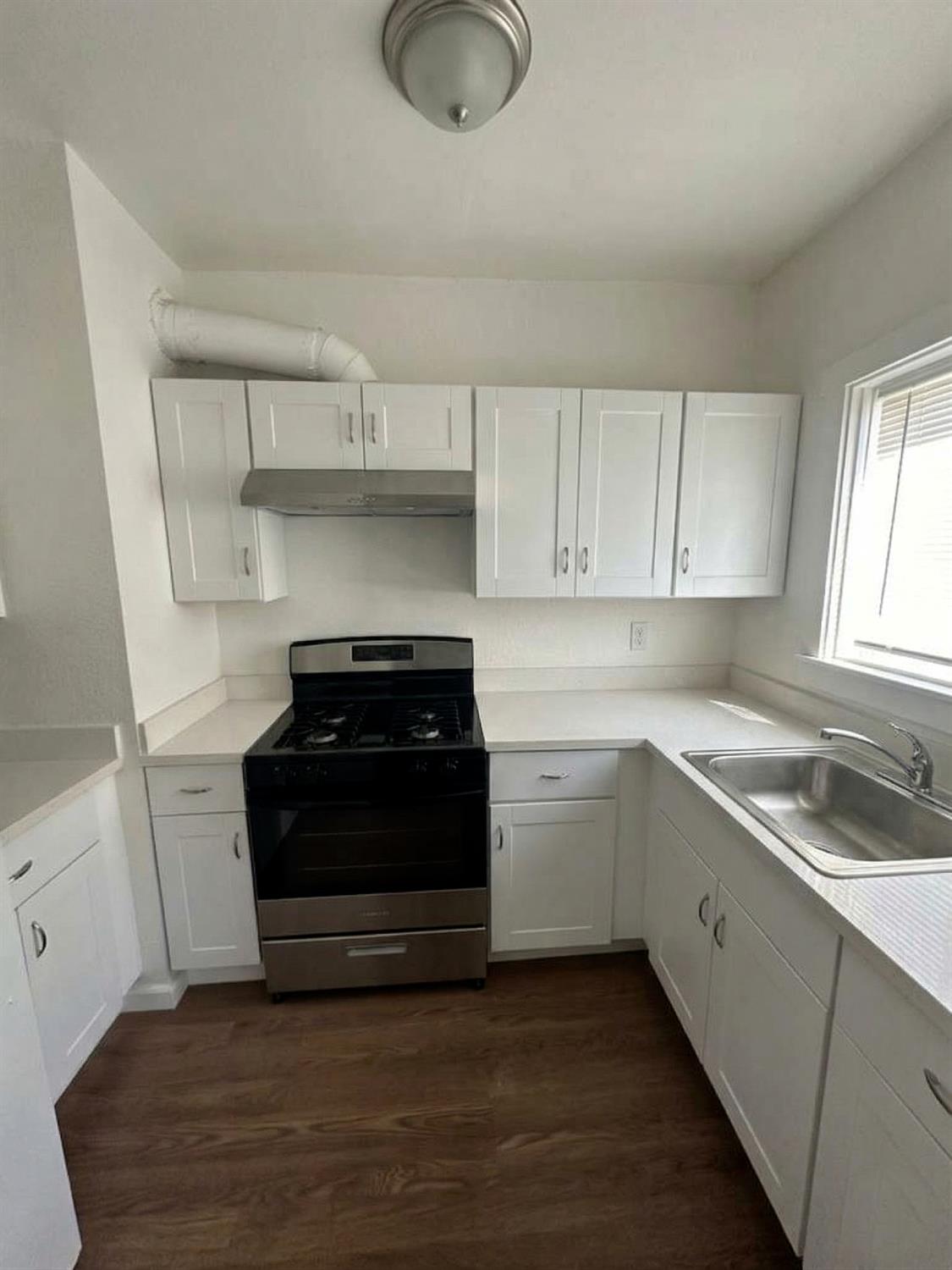 430 E Acacia St, Stockton, CA 95202