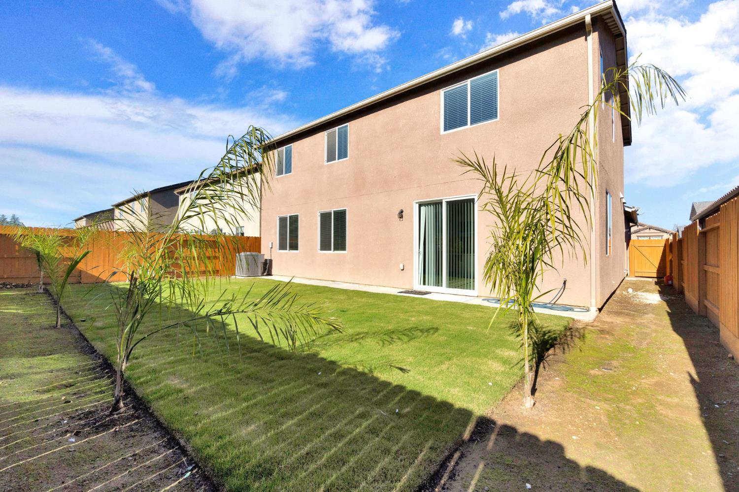 6647 E Vassar Ave, Fresno, CA 93727