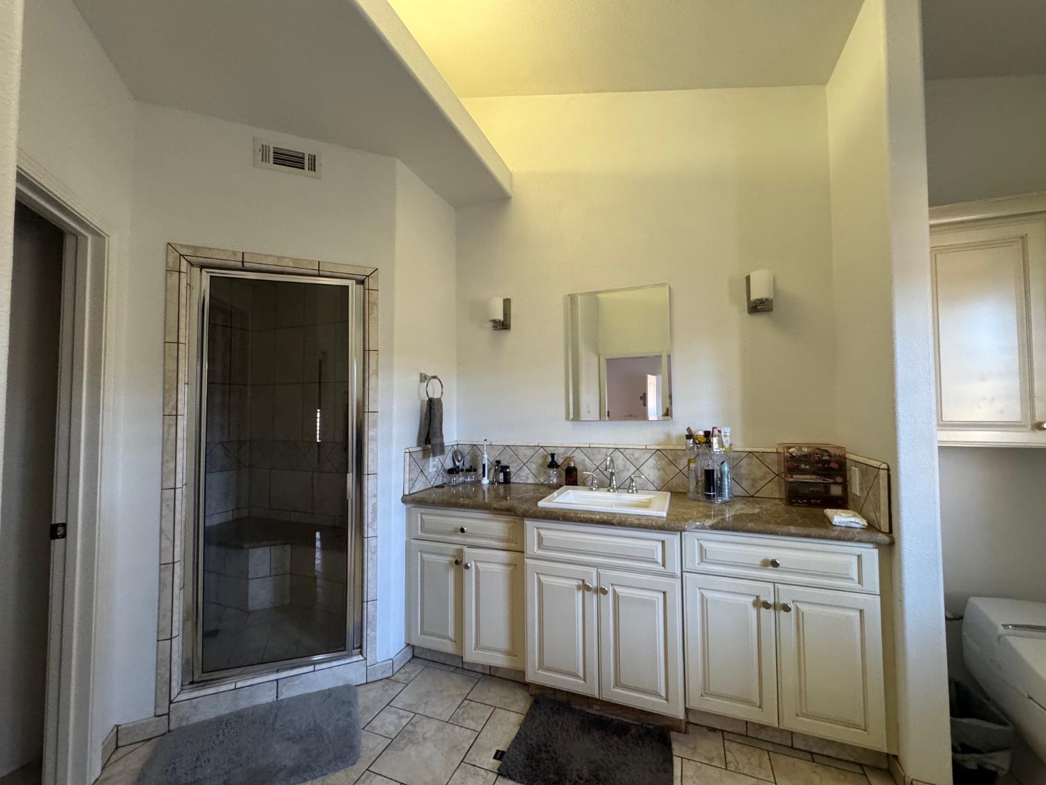 2691 Morris Ave, Clovis, CA 93611