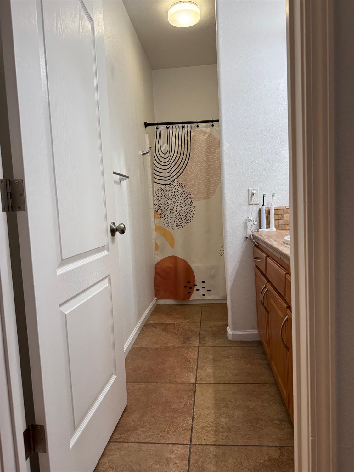 2691 Morris Ave, Clovis, CA 93611