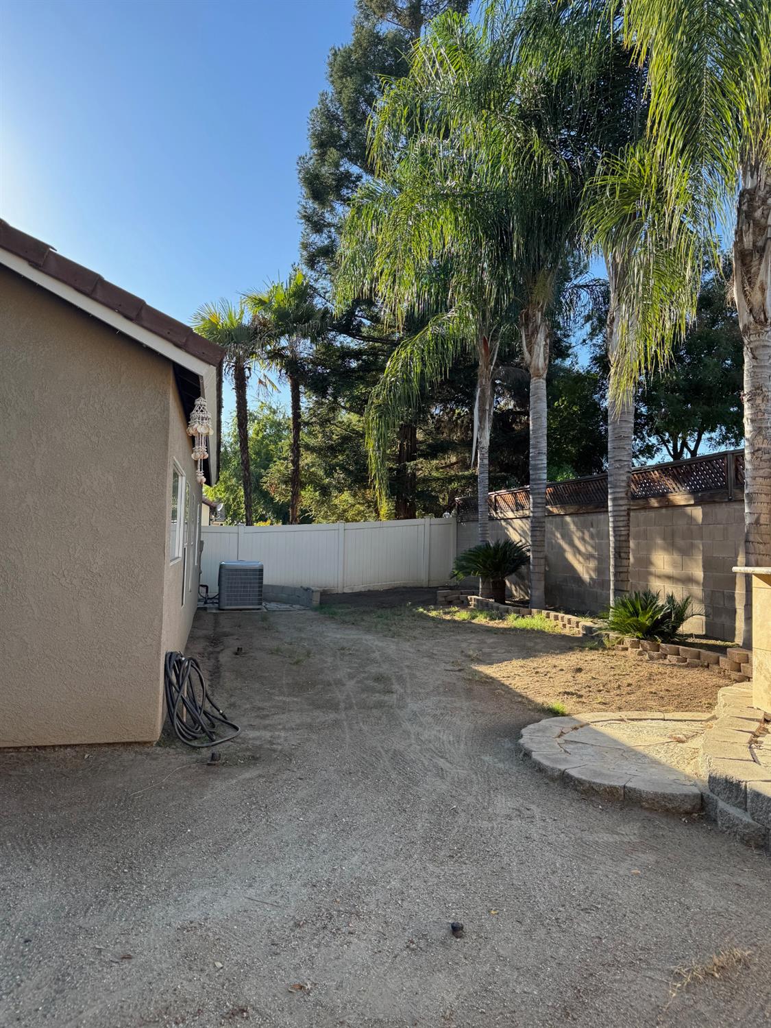 2691 Morris Ave, Clovis, CA 93611