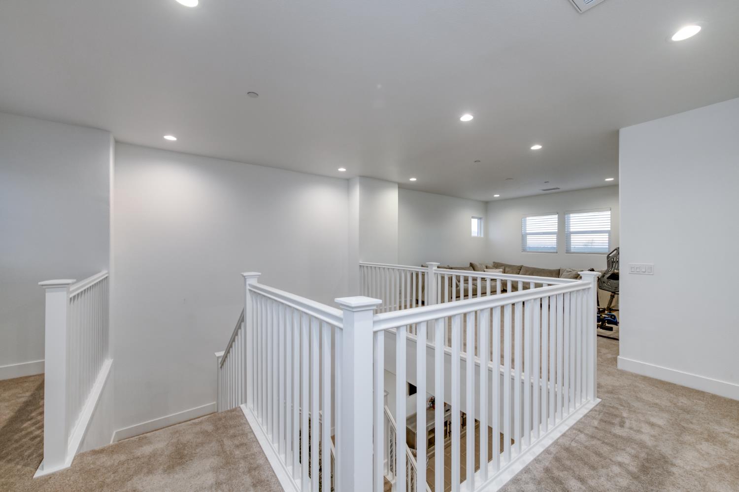 1042 Beaver Pond Loop, Madera, CA 93636