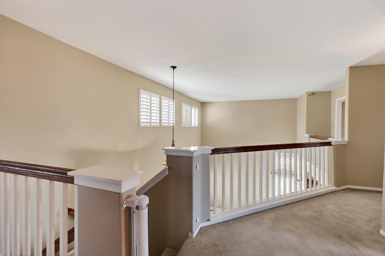 917 Amador, Chowchilla, CA 93610