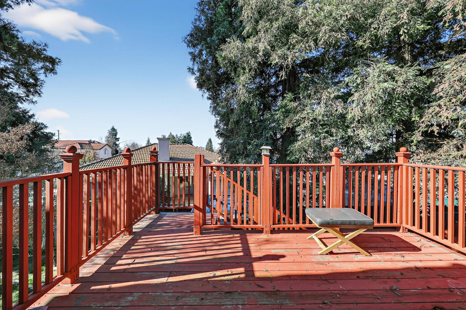 917 Amador, Chowchilla, CA 93610