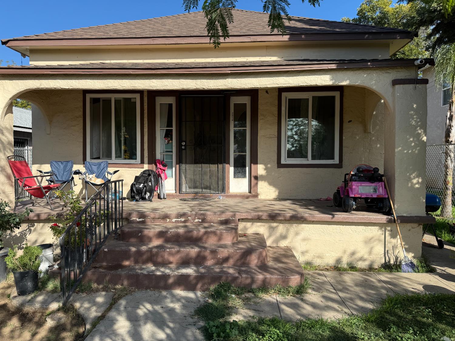 241 E Tuolumne St, Fresno, CA 93706