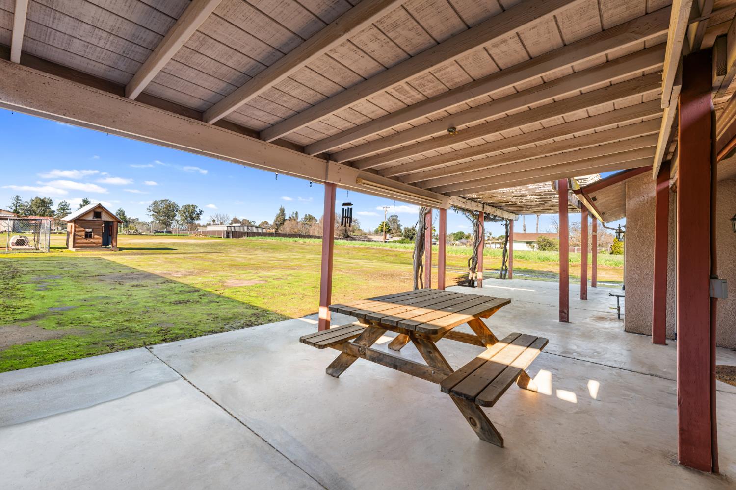 14304 Huntington Rd, Madera, CA 93636