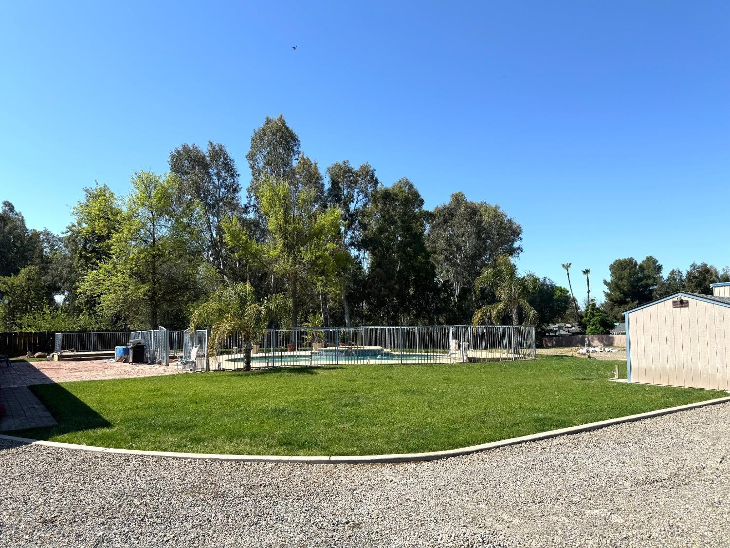 14728 Huntington Rd, Madera, CA 93636