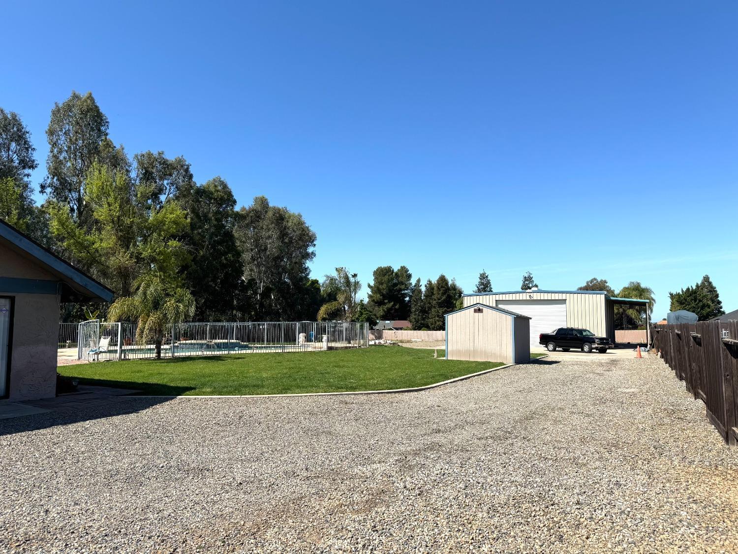 14728 Huntington Rd, Madera, CA 93636