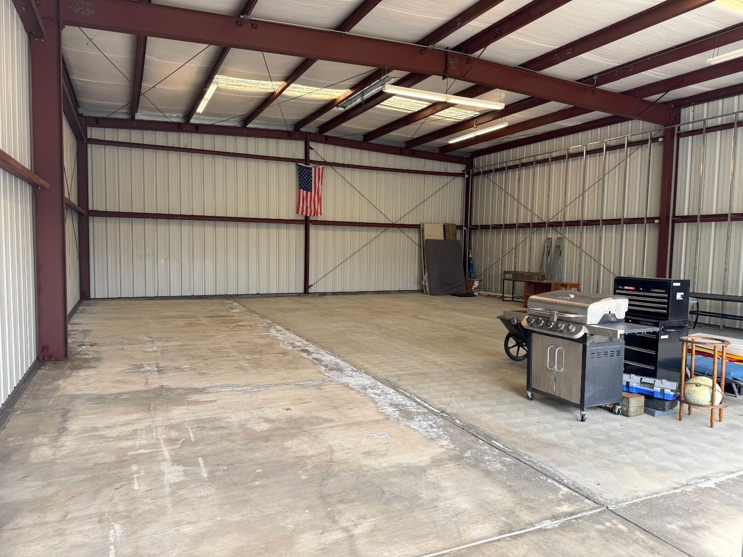 14728 Huntington Rd, Madera, CA 93636