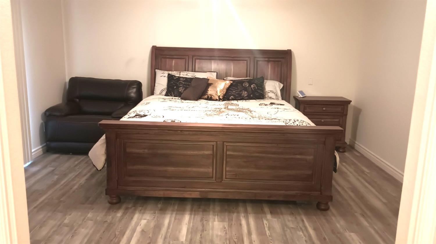 14728 Huntington Rd, Madera, CA 93636