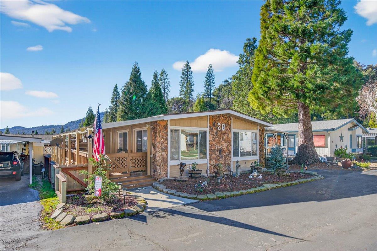 39737 Road 274 #28, Bass Lake, CA 93604