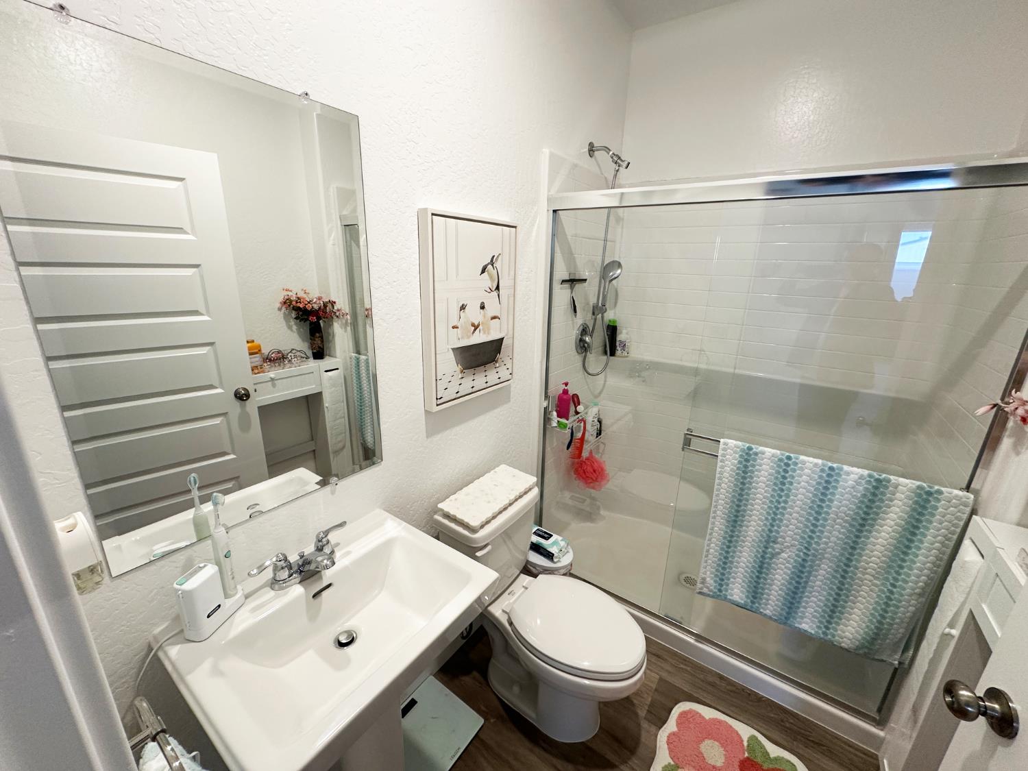 1757 Klamath Rd S, Madera, CA 93636