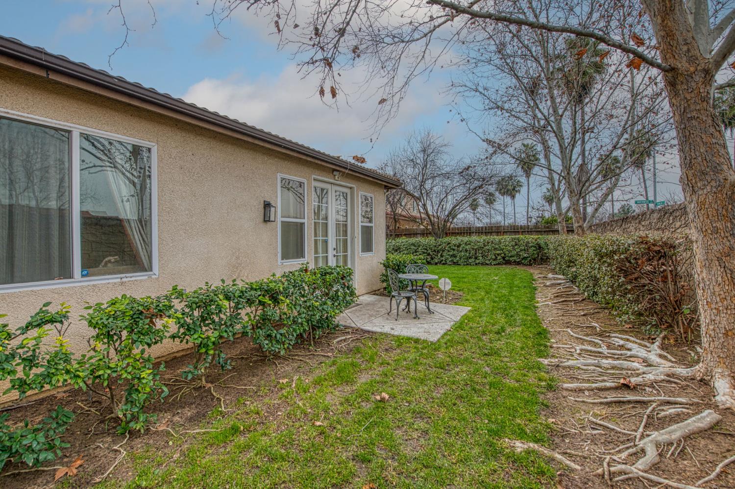 5571 E Lorena Ave, Fresno, CA 93727