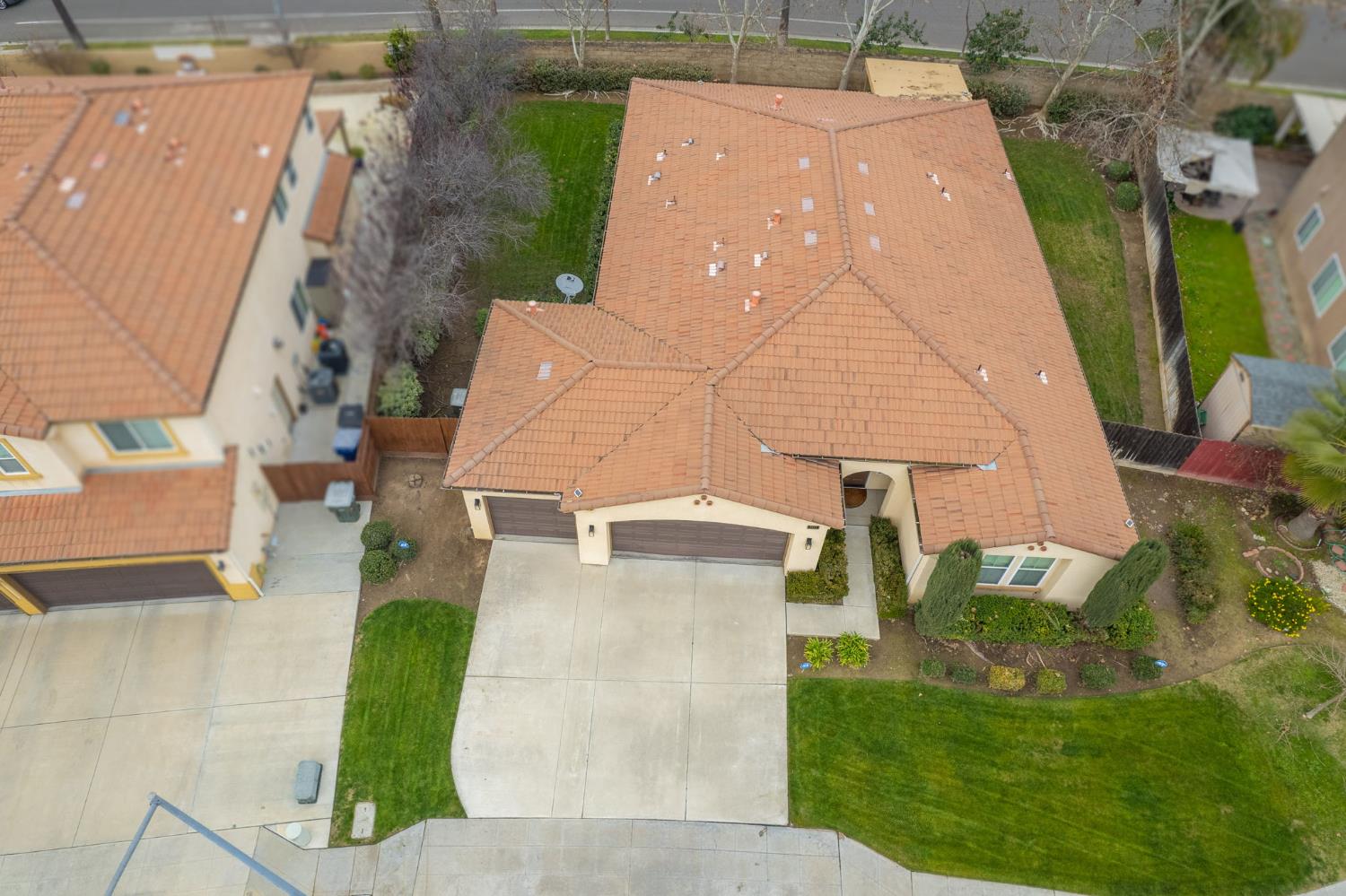 5571 E Lorena Ave, Fresno, CA 93727