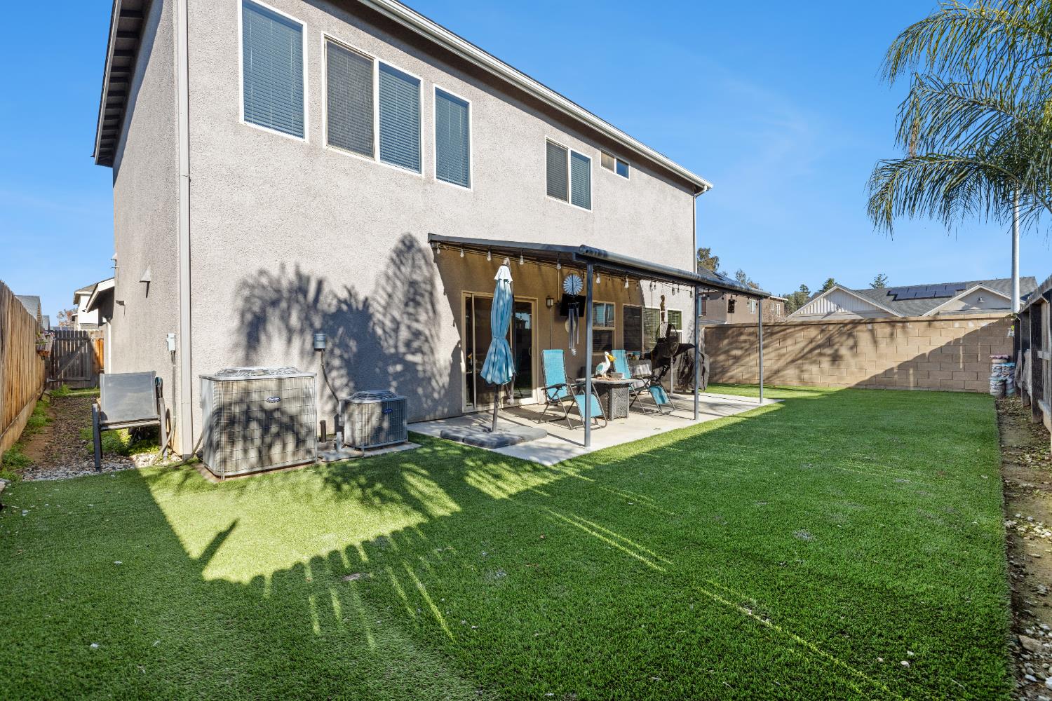 5265 W Lamona Ave, Fresno, CA 93722