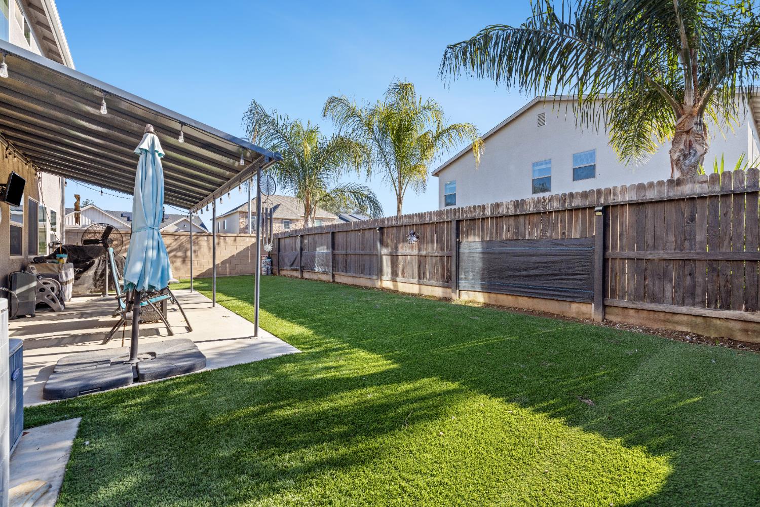 5265 W Lamona Ave, Fresno, CA 93722