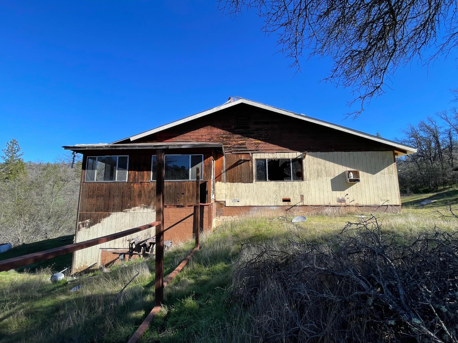 5723 Colorado Rd, Mariposa, CA 95338