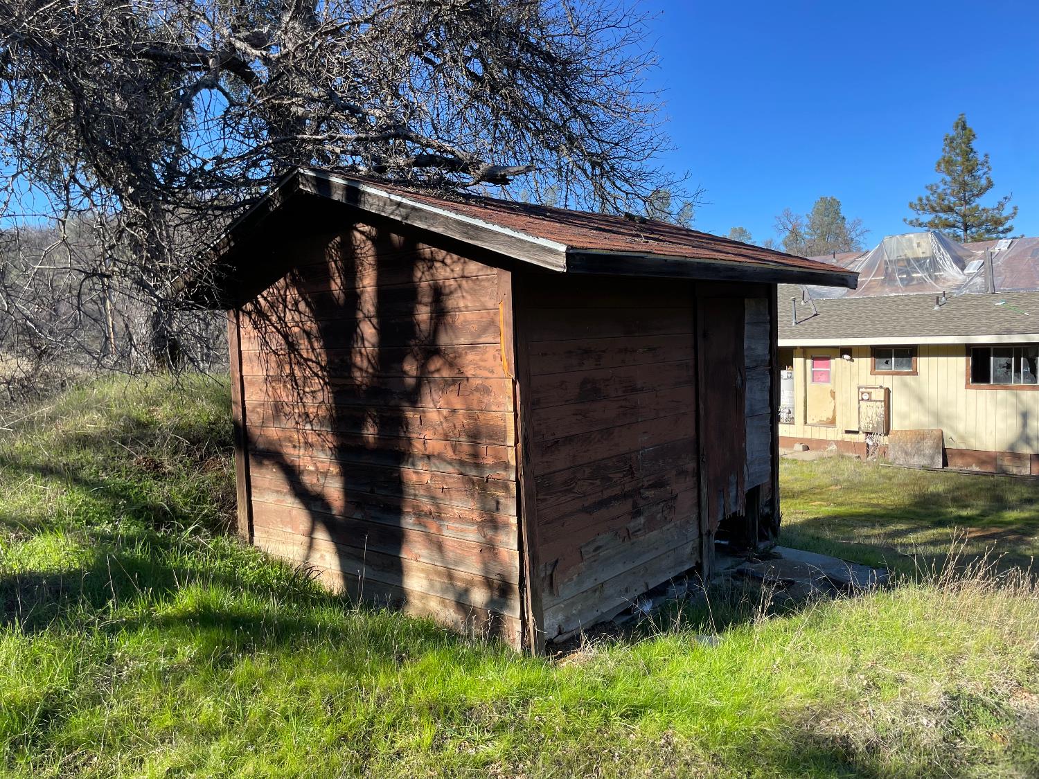 5723 Colorado Rd, Mariposa, CA 95338