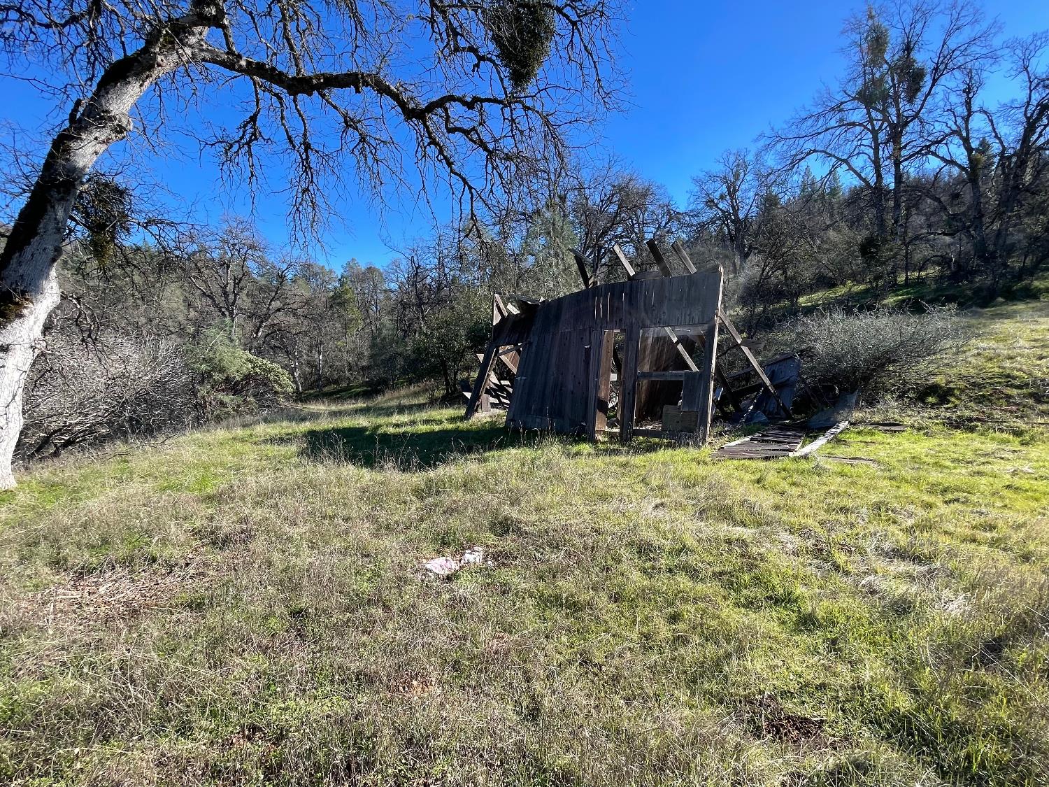 5723 Colorado Rd, Mariposa, CA 95338