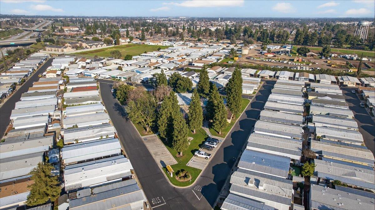 1001 Sylmar Ave #216, Clovis, CA 96612