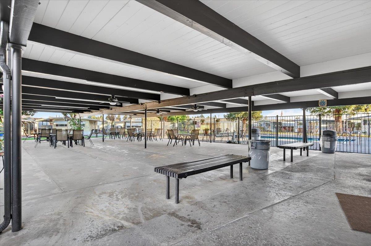 1001 Sylmar Ave #216, Clovis, CA 96612