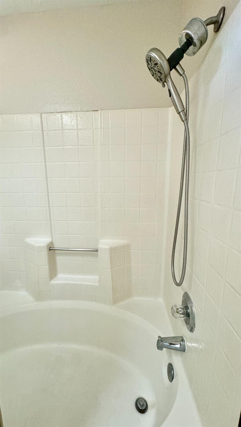 8153 N Cedar Ave #127, Fresno, CA 93720