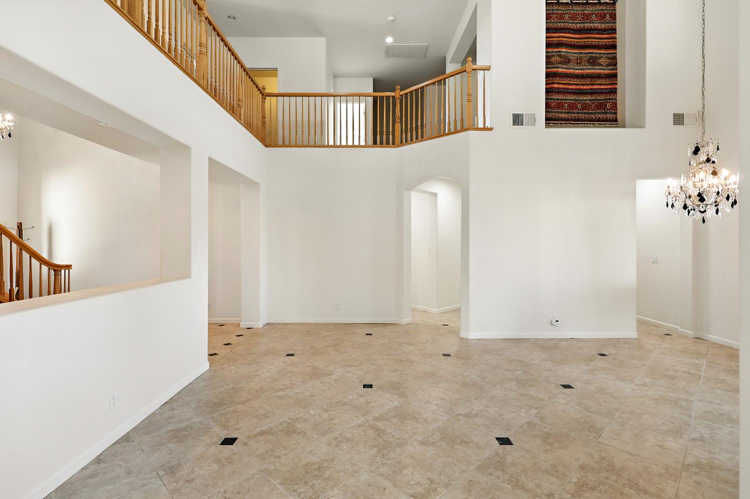 14510 Spyglass Cir, Chowchilla, CA 93610