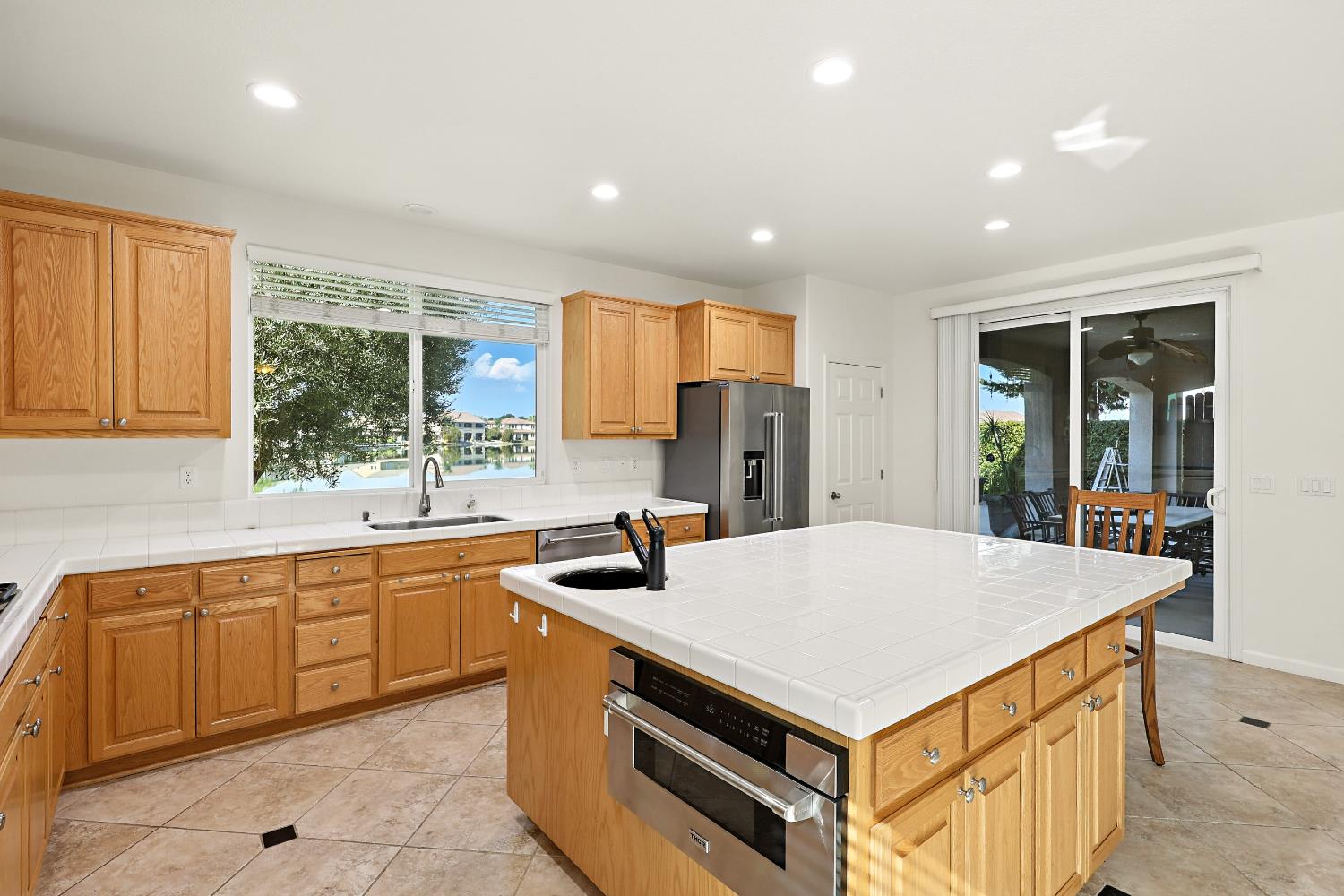 14510 Spyglass Cir, Chowchilla, CA 93610