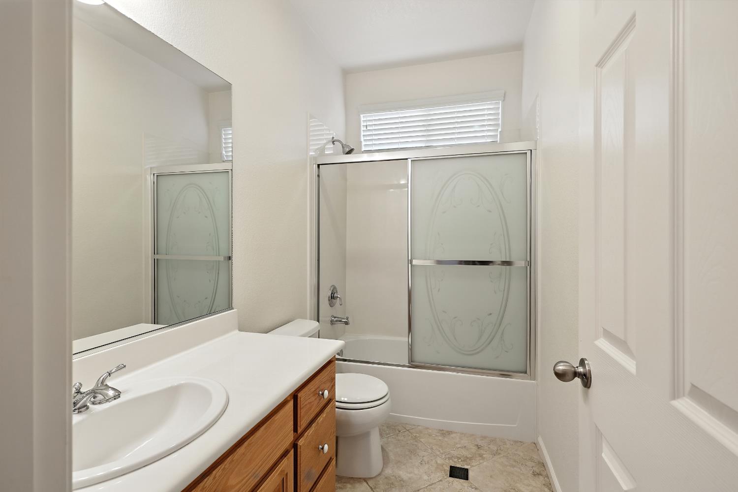 14510 Spyglass Cir, Chowchilla, CA 93610