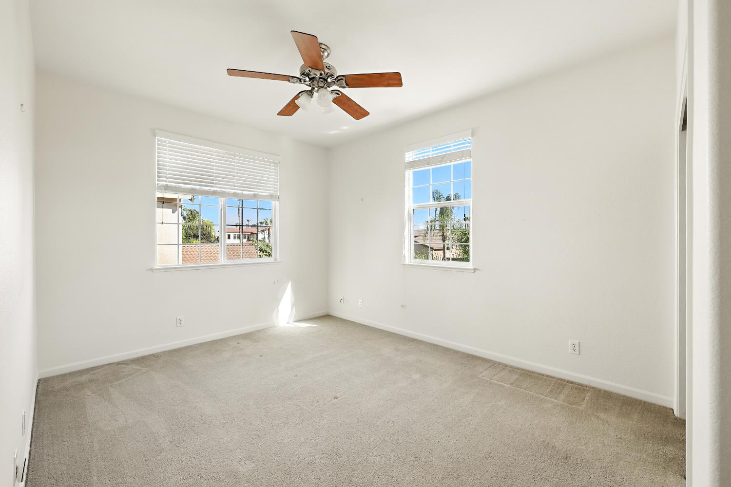 14510 Spyglass Cir, Chowchilla, CA 93610