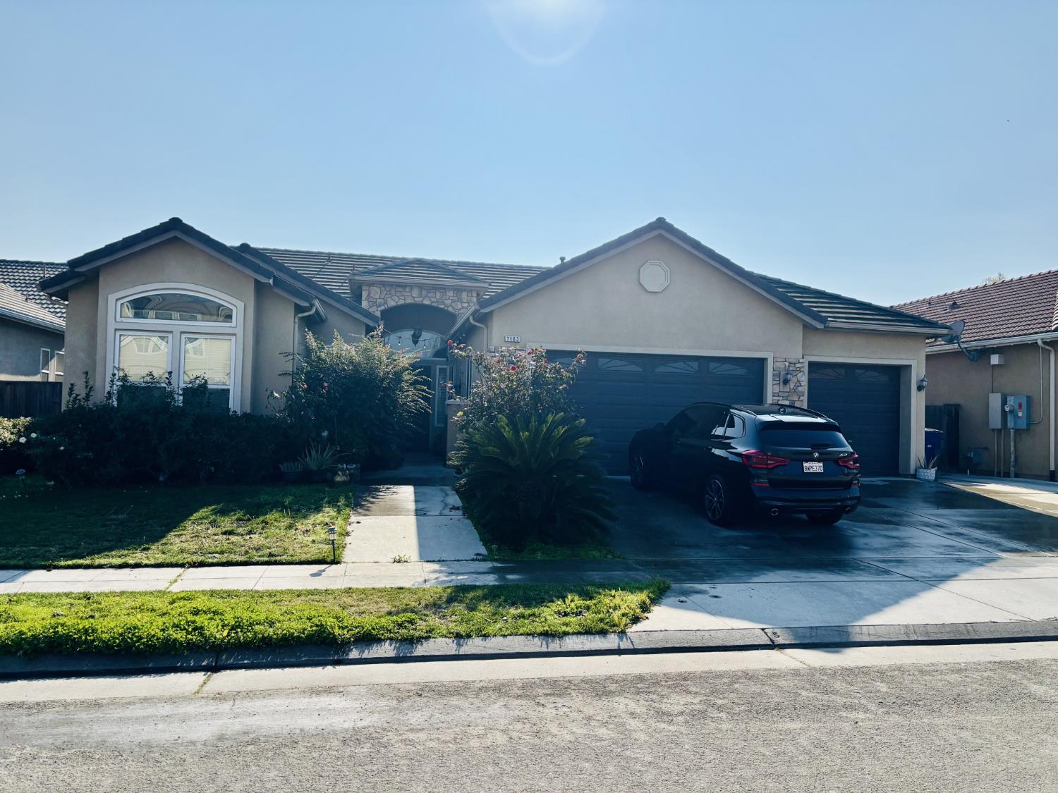 7163 W Oswego Ave, Fresno, CA 93723