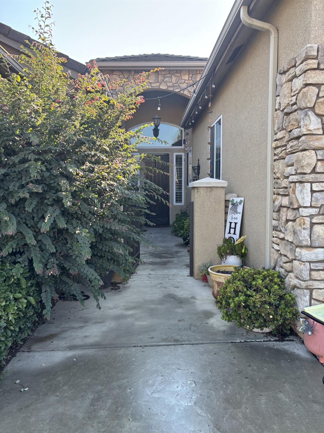 7163 W Oswego Ave, Fresno, CA 93723