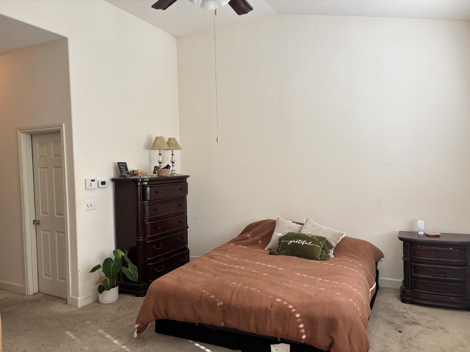 7163 W Oswego Ave, Fresno, CA 93723