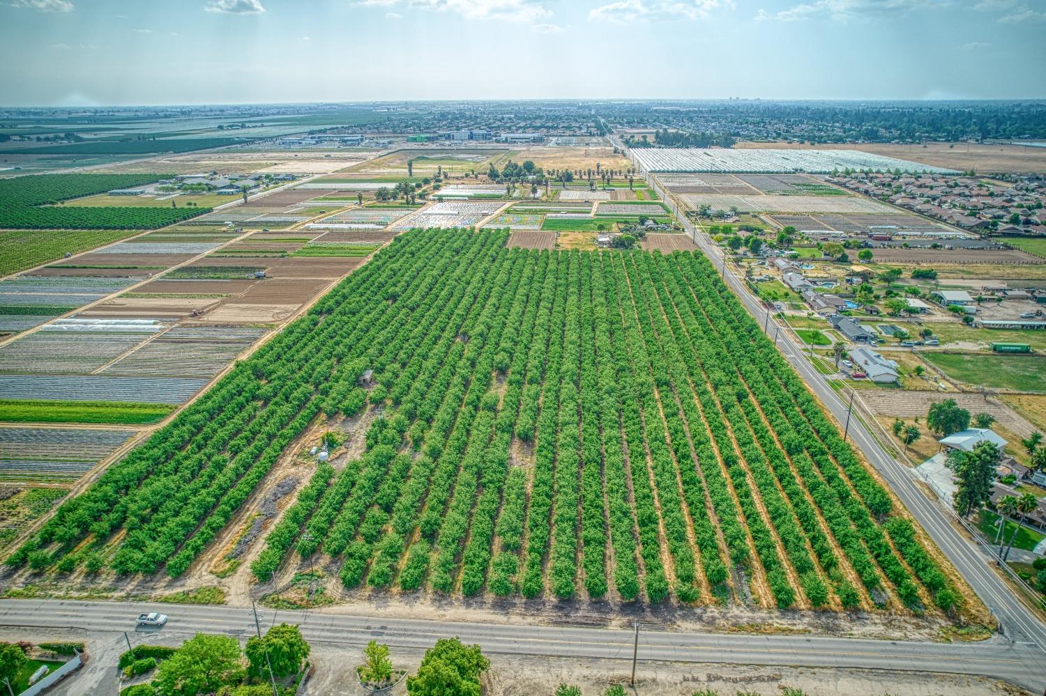 1581 S Temperance Ave, Fresno, CA 93727