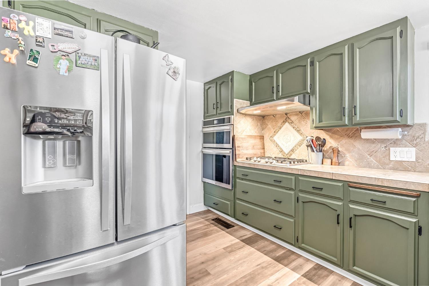 6737 N Harrison Ave, Fresno, CA 93711