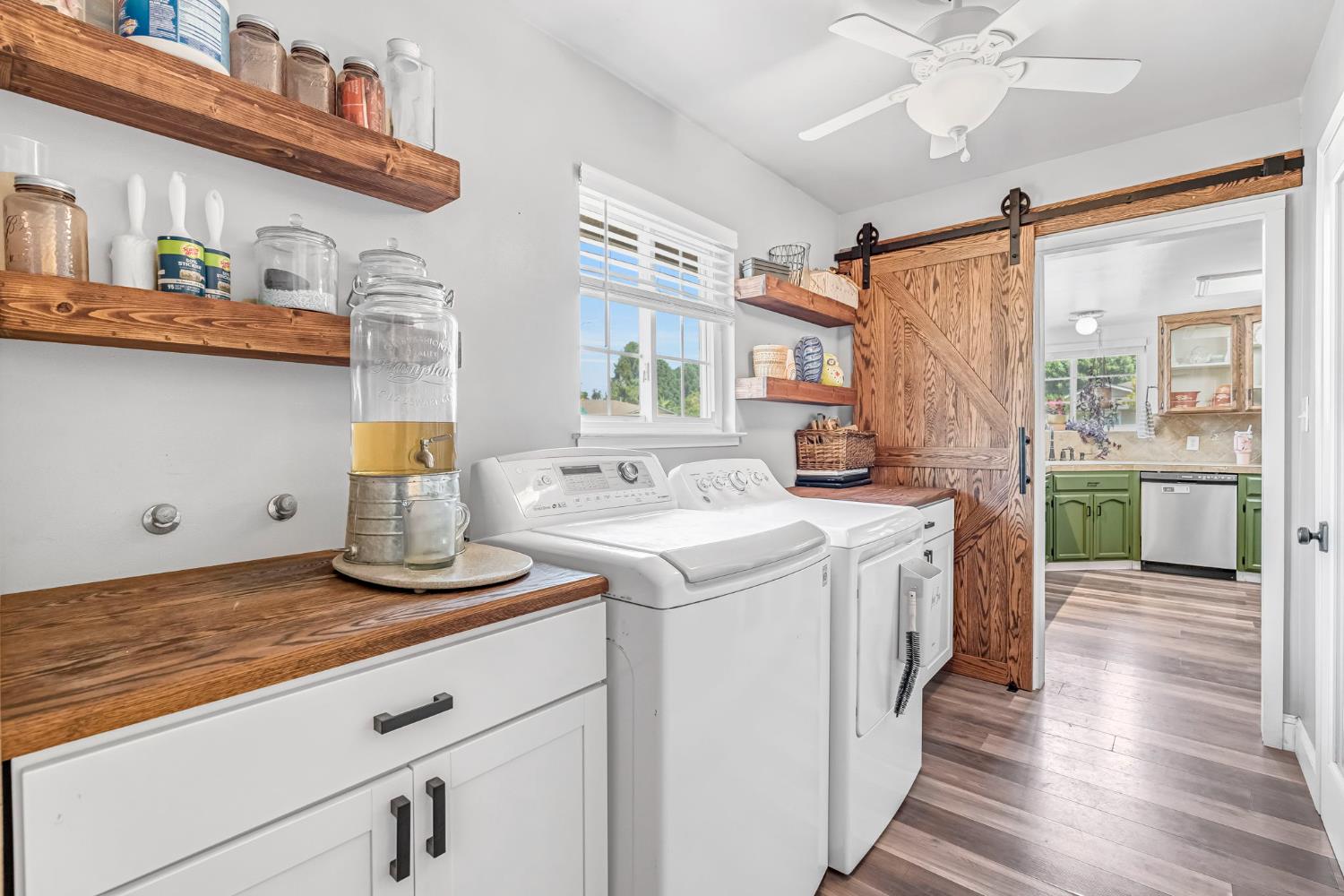 6737 N Harrison Ave, Fresno, CA 93711