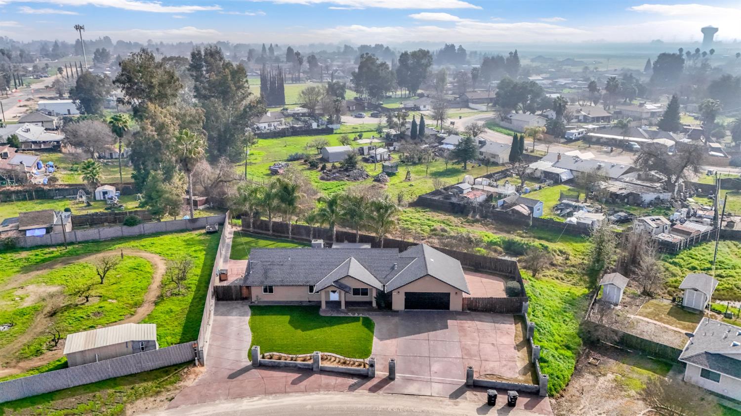 25802 El Monte Way, Madera, CA 93638