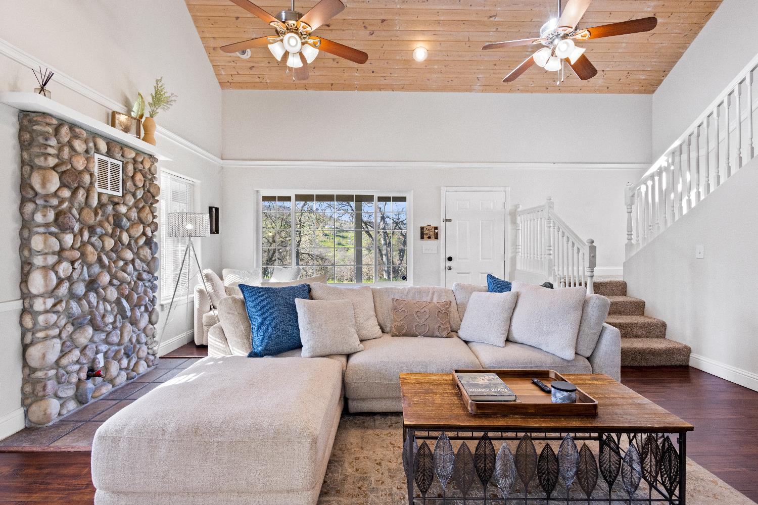 35171 Sand Creek Rd, Yokuts Valley, CA 93675