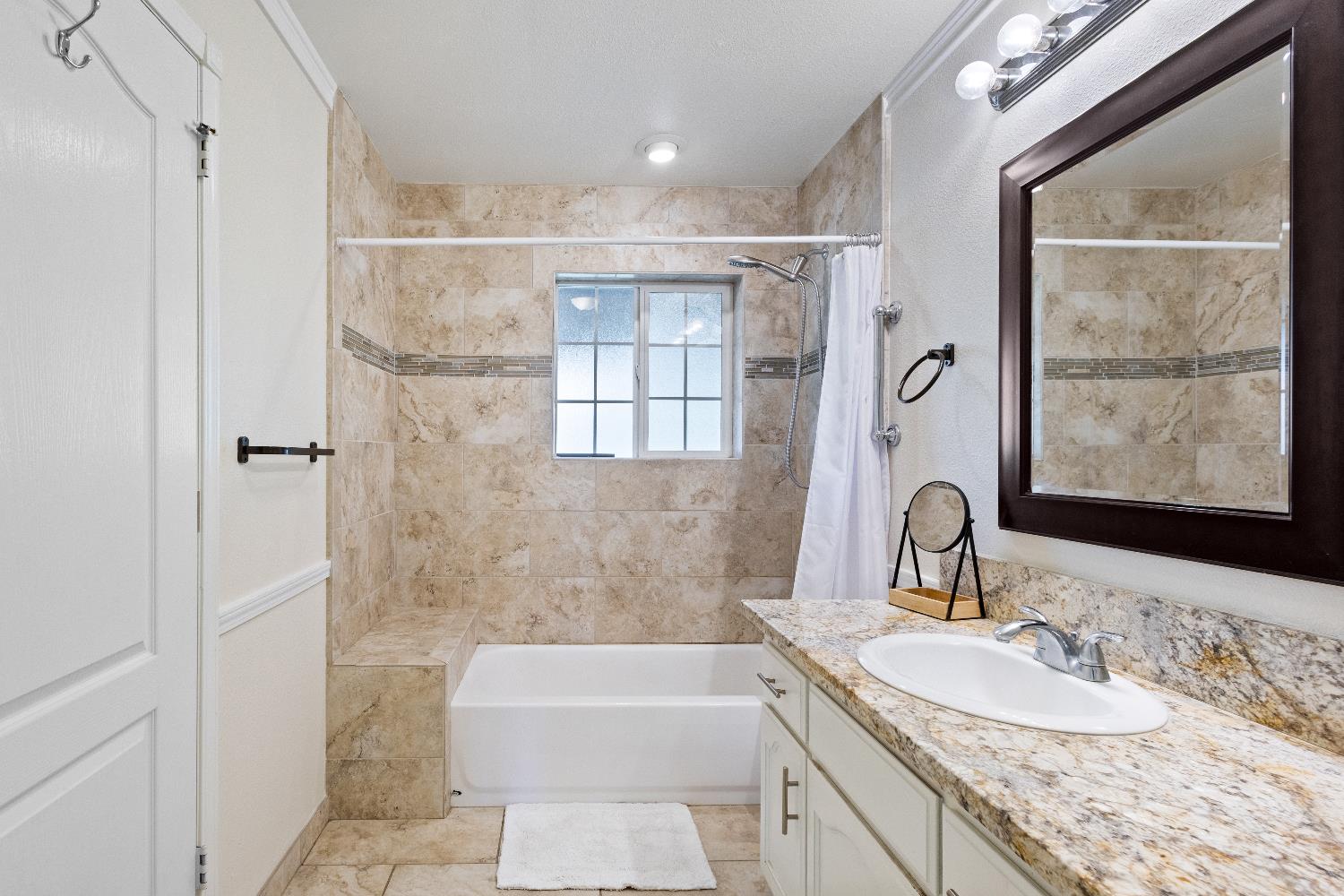 35171 Sand Creek Rd, Yokuts Valley, CA 93675