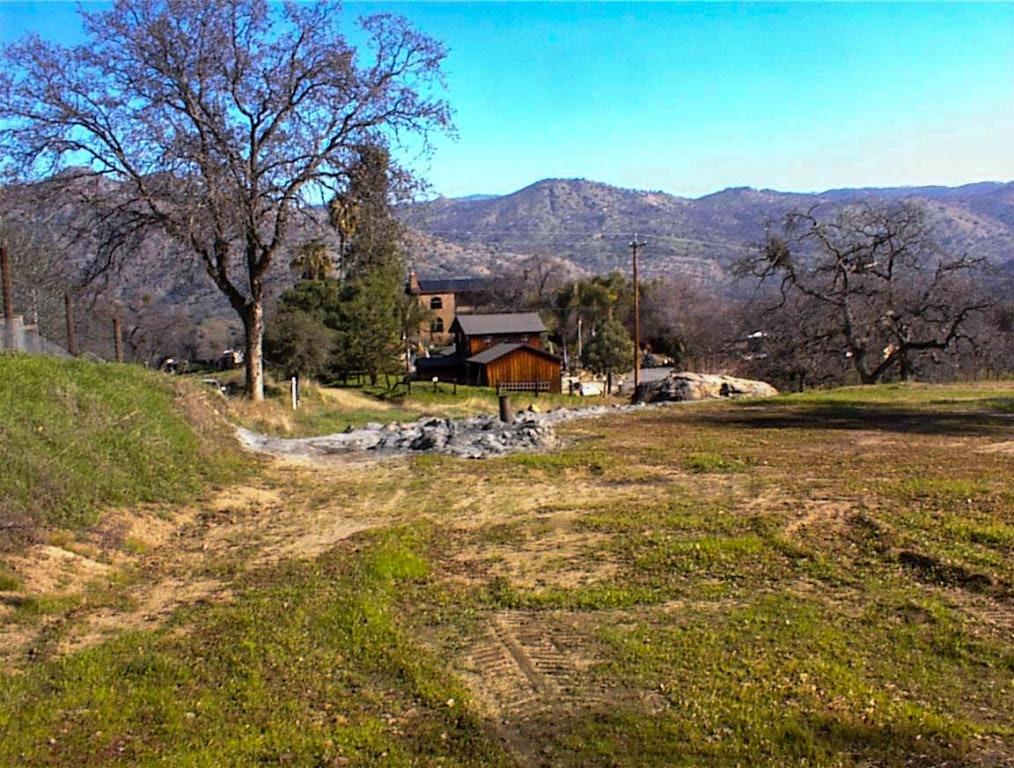 37 Totem Ln, Yokuts Valley, CA 93675