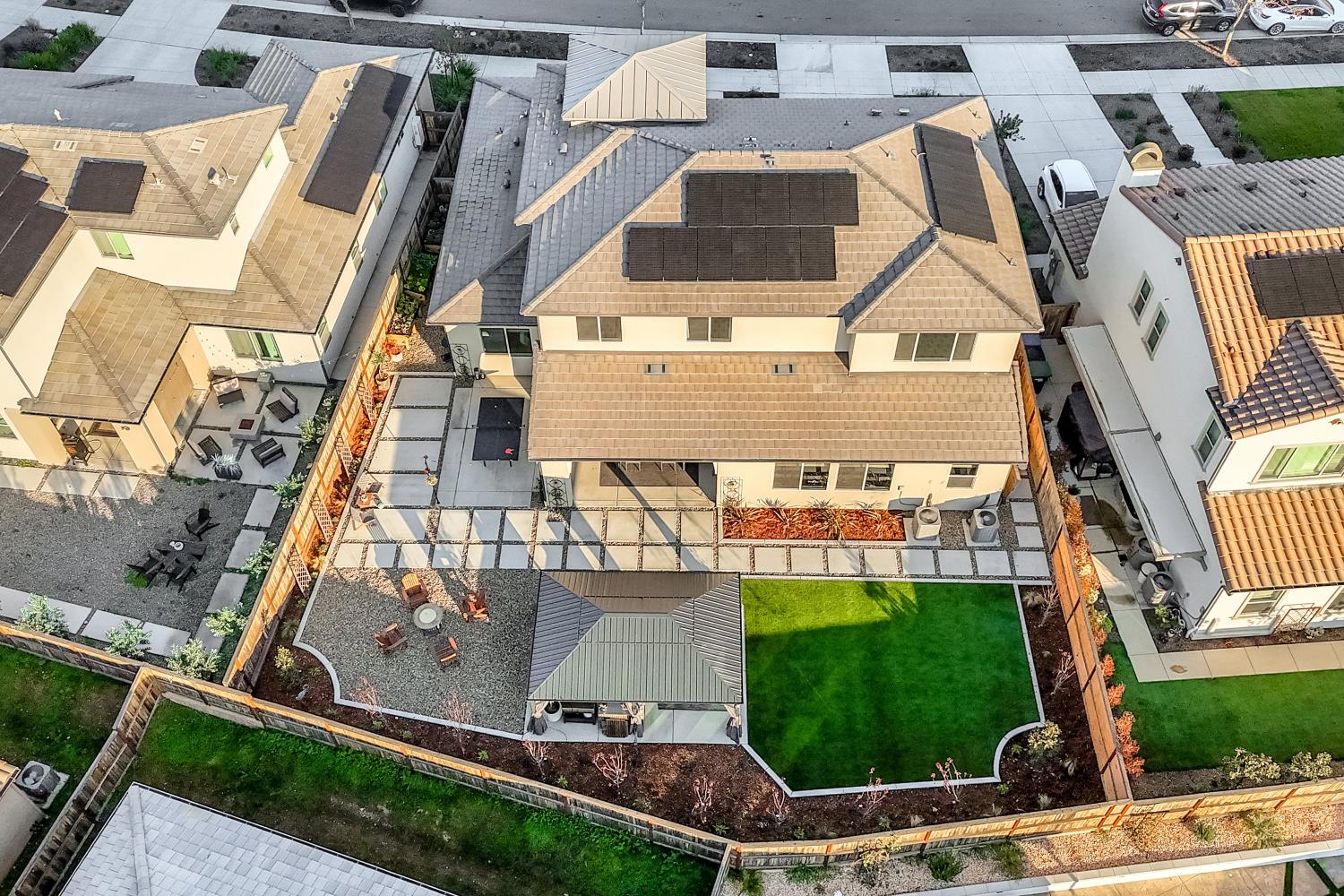 1048 Treasure Hills Dr, Madera, CA 93636