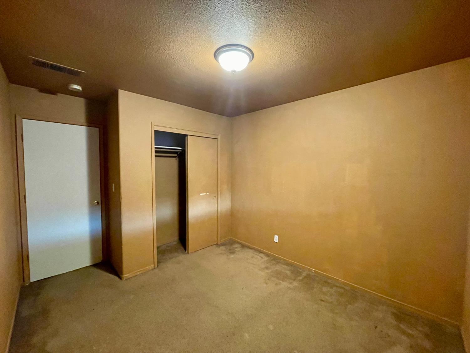 22307 White Ave, San Joaquin, CA 93660