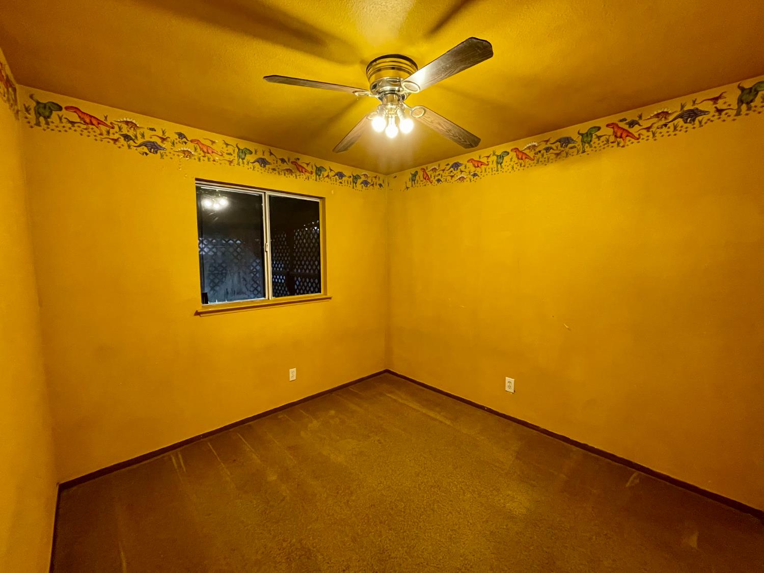 22307 White Ave, San Joaquin, CA 93660