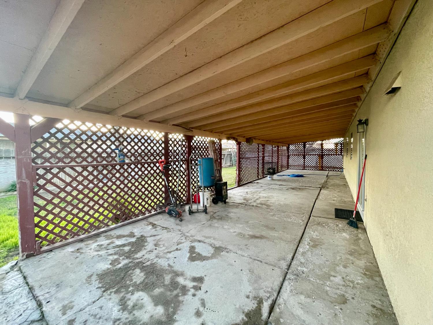 22307 White Ave, San Joaquin, CA 93660